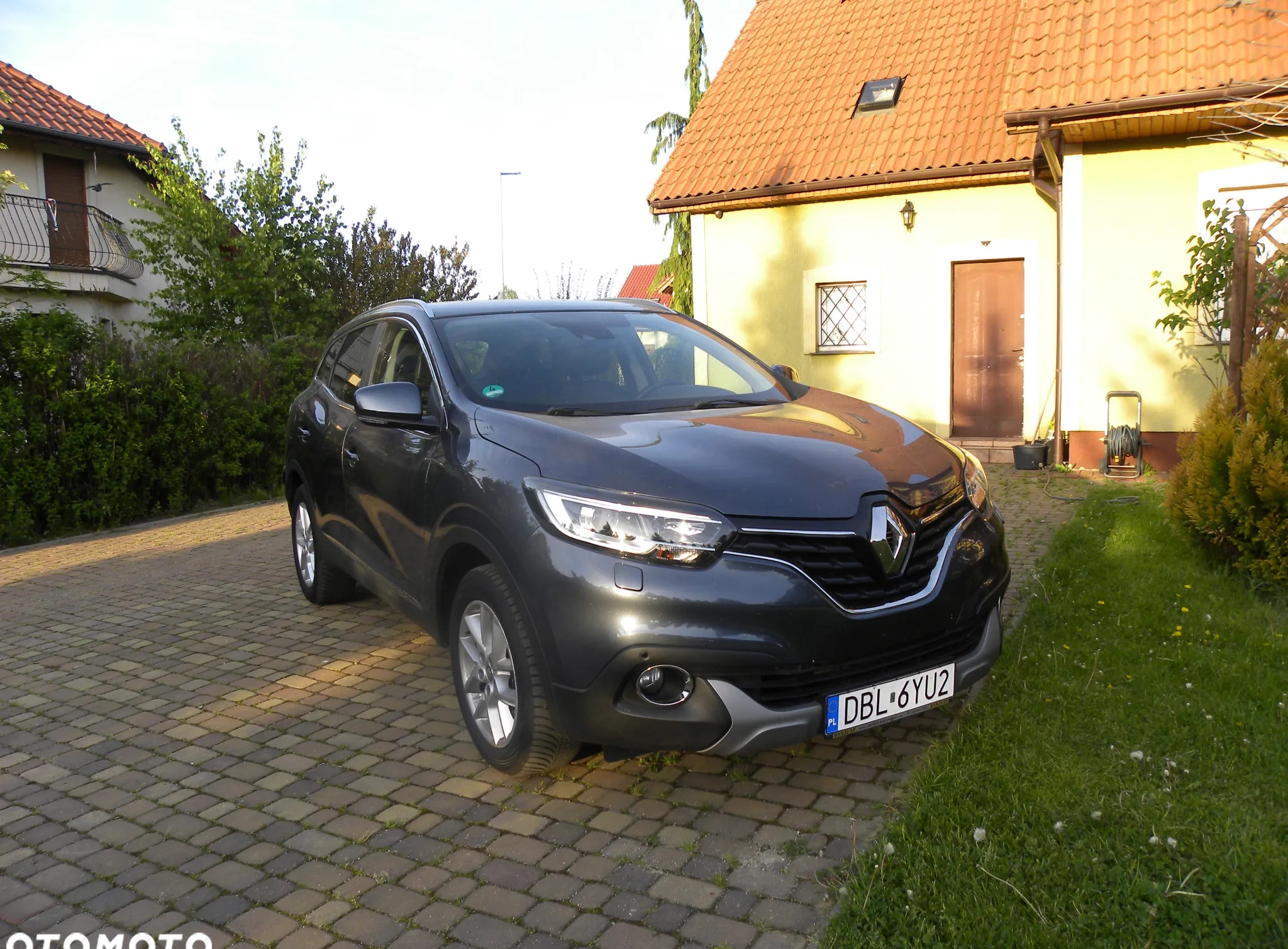 Renault Kadjar cena 54900 przebieg: 98000, rok produkcji 2016 z Bolesławiec małe 379